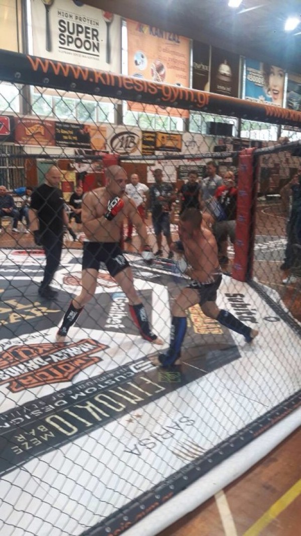 Нов балкански шампион по аматьорски ММА от Казанлък