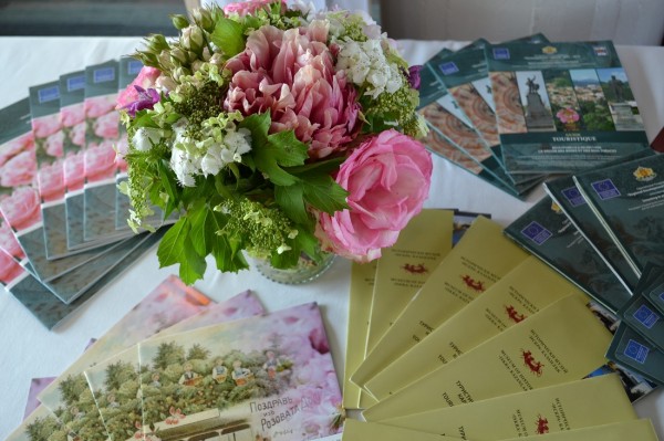 Казанлък отново очарова Париж / Новини от Казанлък