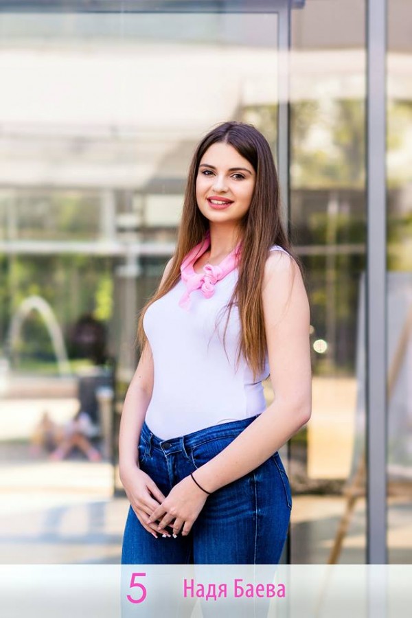 Вижте кандидатките за Царица роза 2018 - включете се в неофициалното гласуване