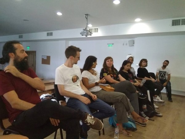 Стартира проект „Дълбоки корени”