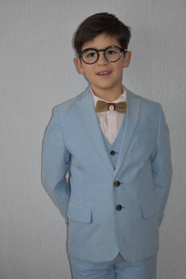 8-годишният Тома Вълков с три Специални награди на Национален конкурс в Бургас