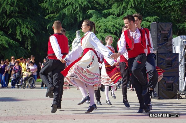 Тъпан бие, хоро се вие 2018