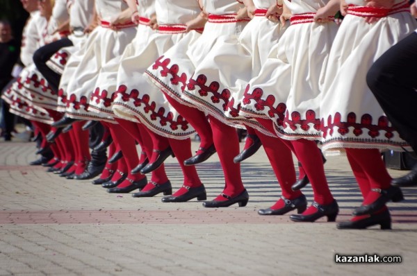 Тъпан бие, хоро се вие 2018