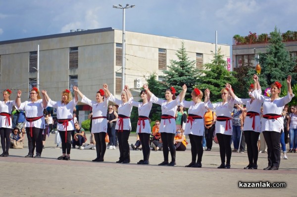 Тъпан бие, хоро се вие 2018