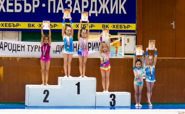 16 медала извоюваха казанлъшките гимнастички