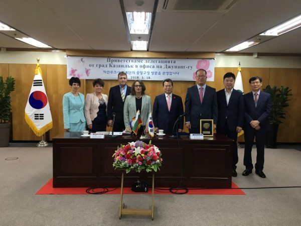 Над 10 делегации от чужбина ще посрещне Община Казанлък за празниците