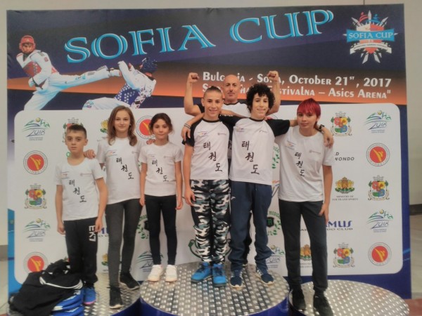 МОН награди трима педагози от ОДК “Св. Иван Рилски“