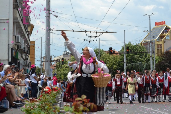 Празникът на розата в Казанлък – най-красивият, най-вдъхновяващият, най-ароматният