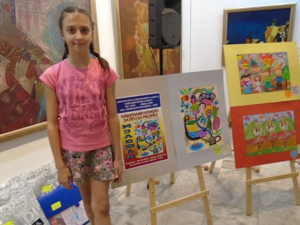 Художниците от школа “Живопис“ отново обраха наградите