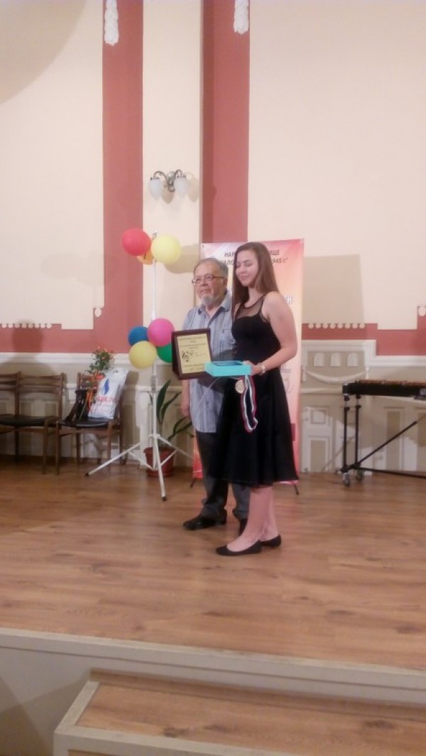 Христиана Харалампиева, Тома Вълков и Адриана Узунова блеснаха на Национален конкурс в Пловдив