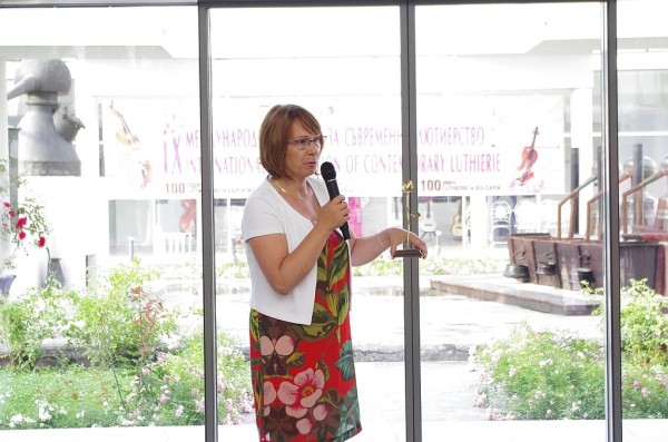 Кметът на Казанлък участва в награждаването на сдружение „Бъдеще за децата“