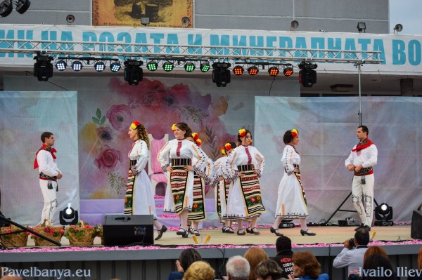 Ангелина Иванова е новата Царица роза на Павел баня