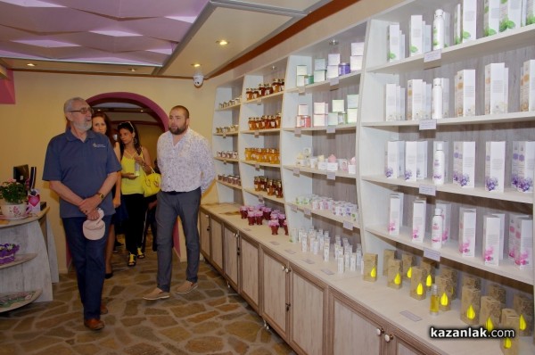 Веселин Плачков откри уникалния Комплекс Музей на етеричните масла в Казанлък