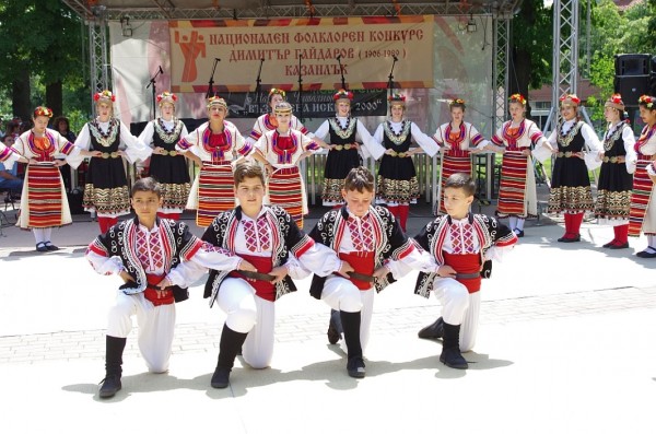 Кметът Галина Стоянова бе удостоена с почетен плакет на НФК „ Димитър Гайдаров – 1906г.- 1989г.“