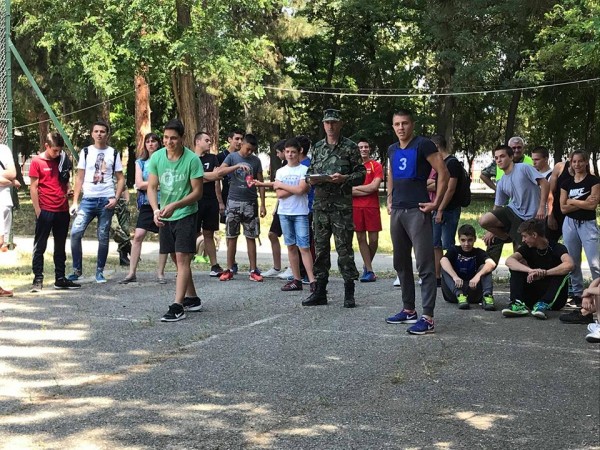 Казанлъшки ученици станаха “Приятели на армията“