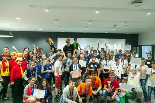 Трето място за казанлъшкия „Робо БУрборко“ на финала на Роботика за България