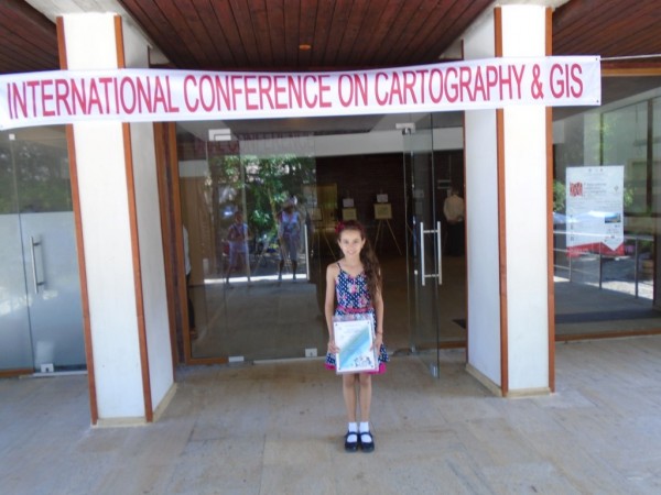 9-годишната Преслава Иванова донесе награда за България и Казанлък от конкурс в САЩ