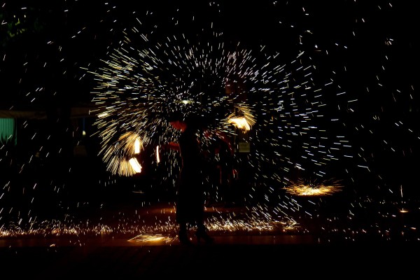 С атрактивен огнен хепанинг ще започне 8-ят Еко-фест