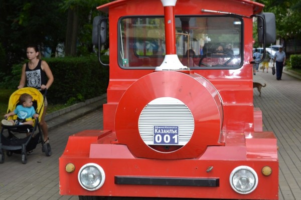 Започват летните разходки с влакчета в Казанлък