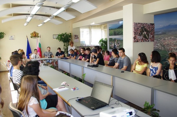 3-те „Най-добри класа“ благодариха на Община Казанлък за гостуването в СОК “Камчия“