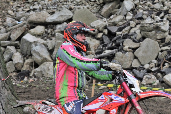 Александър Попминчев от Дамасцена Алба АСК продължава да е лидер в екстремния шампионат 