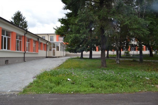 Кметът посети училища в ремонт в община Казанлък