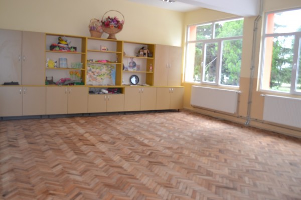 Кметът посети училища в ремонт в община Казанлък