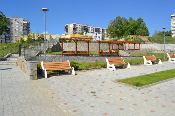 Покана за участие в церемонии по откриване на обекти по проект „Обновяване на градската среда в град Казанлък“