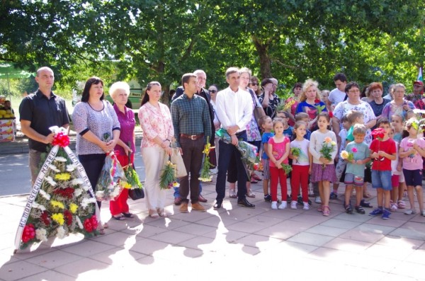 Казанлък се поклони пред Апостола на Свободата