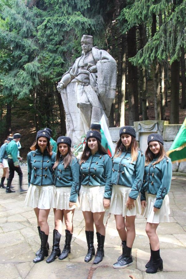 За поредна година ученици тръгнаха по стъпките на Хаджи Димитър