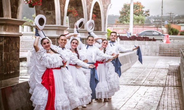 Танцьори от Китай и Коста Рика ще изпъстрят Розариума утре / Новини от Казанлък