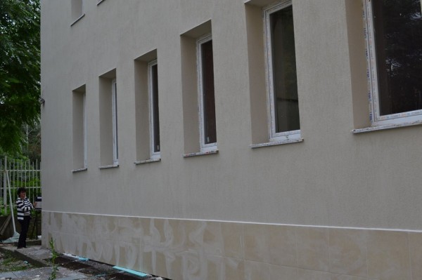 Среща за напредъка по ремонта на СУ „Екзарх Антим I“