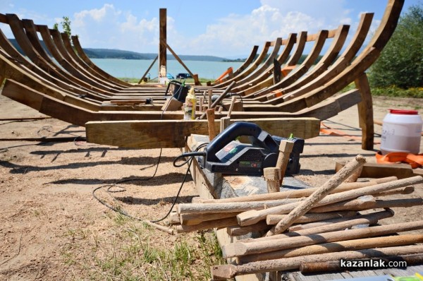 Древният тракийски кораб „Севт“ вече е в процес на строеж