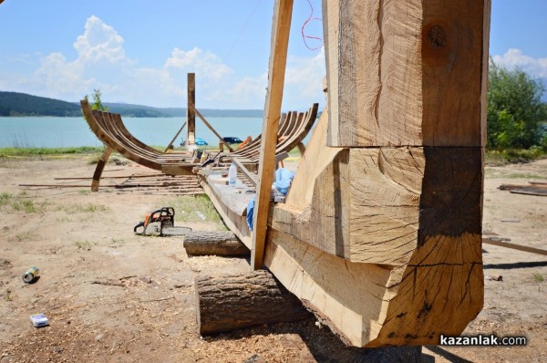 Древният тракийски кораб „Севт“ вече е в процес на строеж