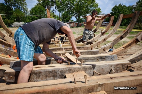 Древният тракийски кораб „Севт“ вече е в процес на строеж