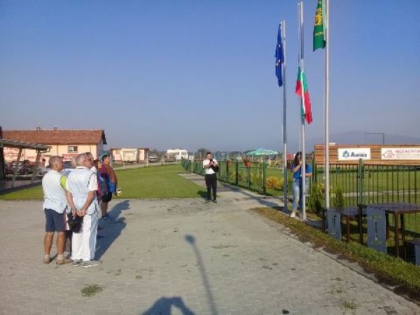 Галина Стоянова откри турнира по ловна стрелба за купа “Казанлък“