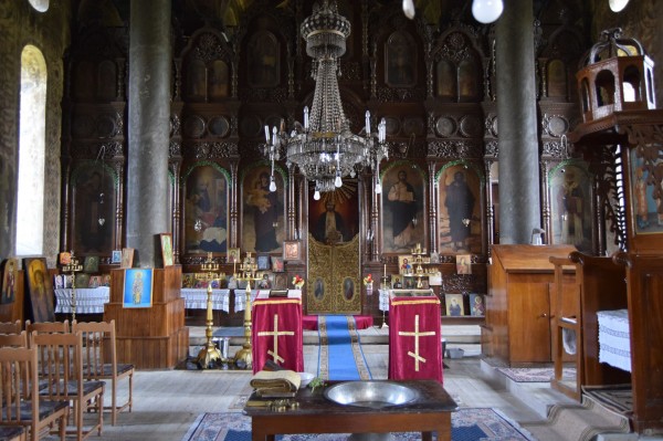 Събират средства за реставрация на храма в Павел баня