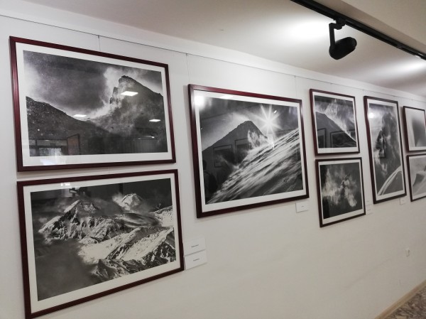 „Всичко е светлина“ за ценителите на фотографията в Казанлък