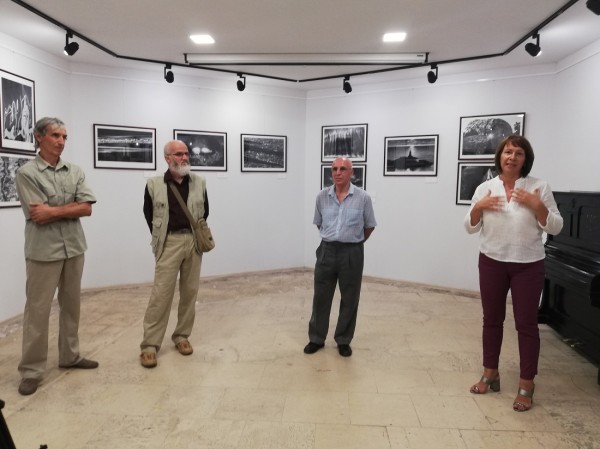 „Всичко е светлина“ за ценителите на фотографията в Казанлък