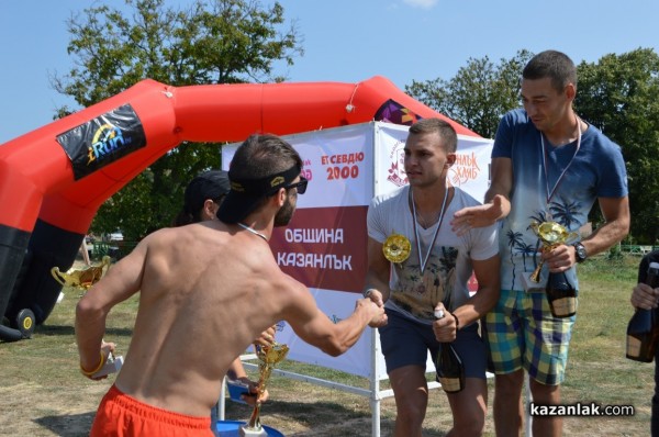 Казанлъчани са първите победители в Thracian survivor - a walk in time