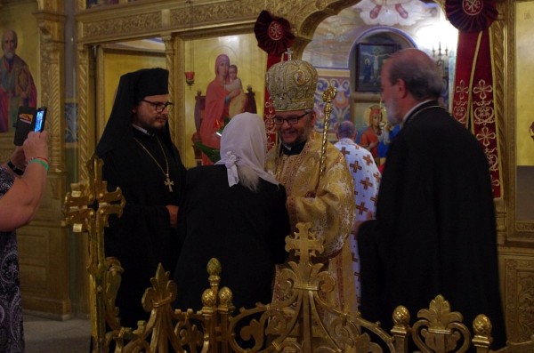 Митрополит Киприан отпразнува именния си ден с литургия в храм-паметника „Рождество Христово“