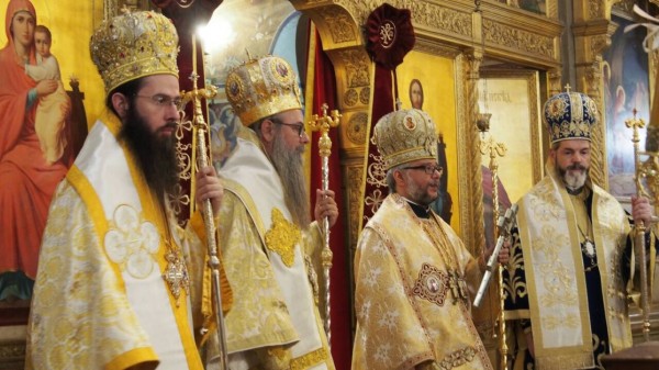 Митрополит Киприан отпразнува именния си ден с литургия в храм-паметника „Рождество Христово“