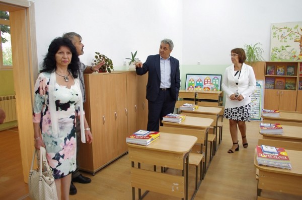 И училището в Овощник бе открито обновено в Деня на Съединението
