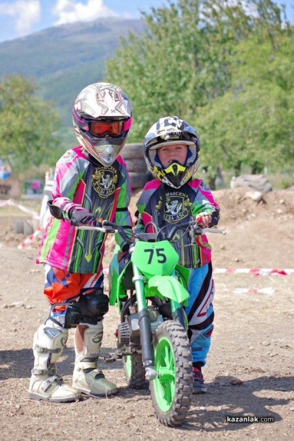 Децата на Дамасцена Алба АСК сътвориха истински фурор в екстремното EnduroX Alba Damascena