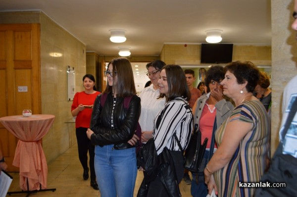 Сензорен екран ще привлича младежите в музея на Чудомир