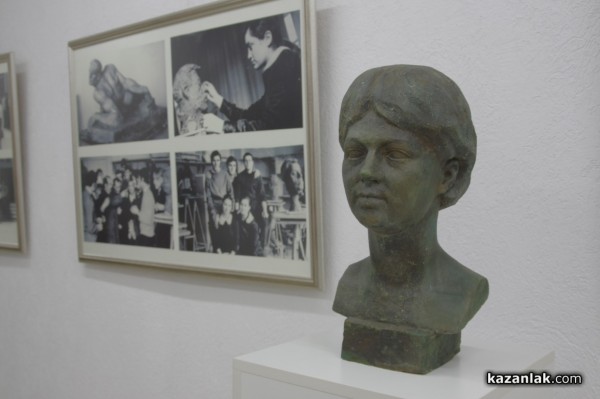 Художествената гимназия навърши днес 50 години