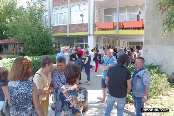 Художествената гимназия навърши днес 50 години