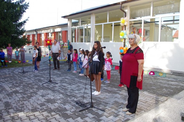 17 първокласници ще прекрачат прага на обновеното училище в Хаджидимитрово