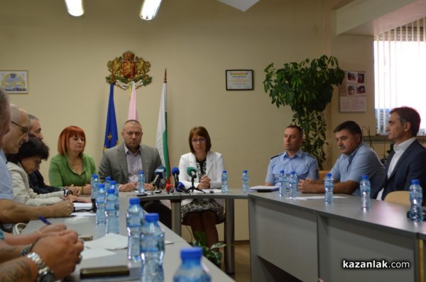 Повече полиция в кв. “Изток“ от днес