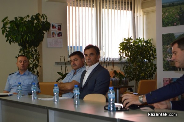 Повече полиция в кв. “Изток“ от днес